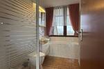 Etagenwohnung Krefeld Cracau - 4 Zimmer, 138 m&sup2;, 203.000&euro; | Angebot:26902305