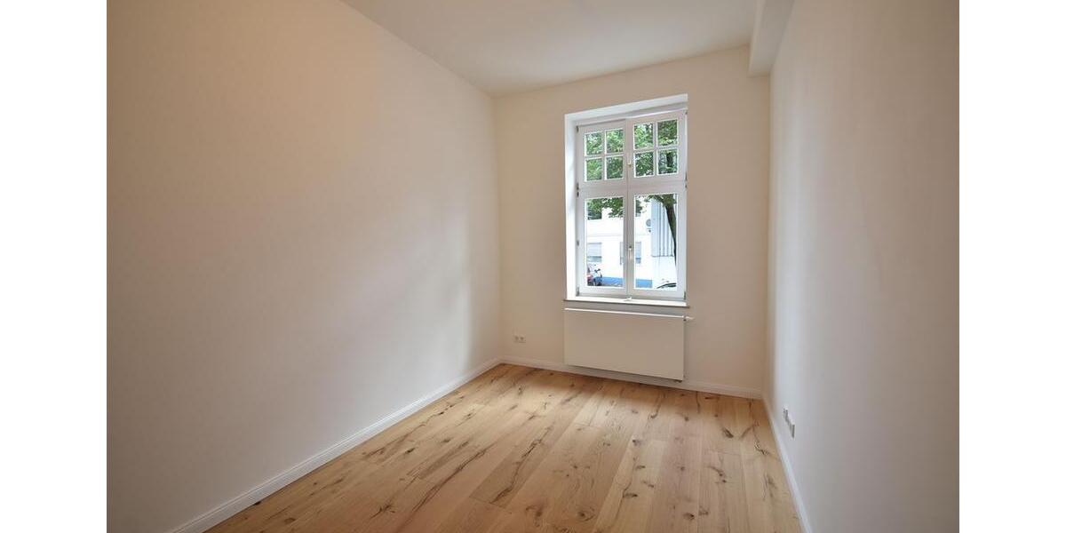 Etagenwohnung Düsseldorf Heerdt - 2 Zimmer, 75 m&sup2;, 1.250&euro; | Angebot:22619460