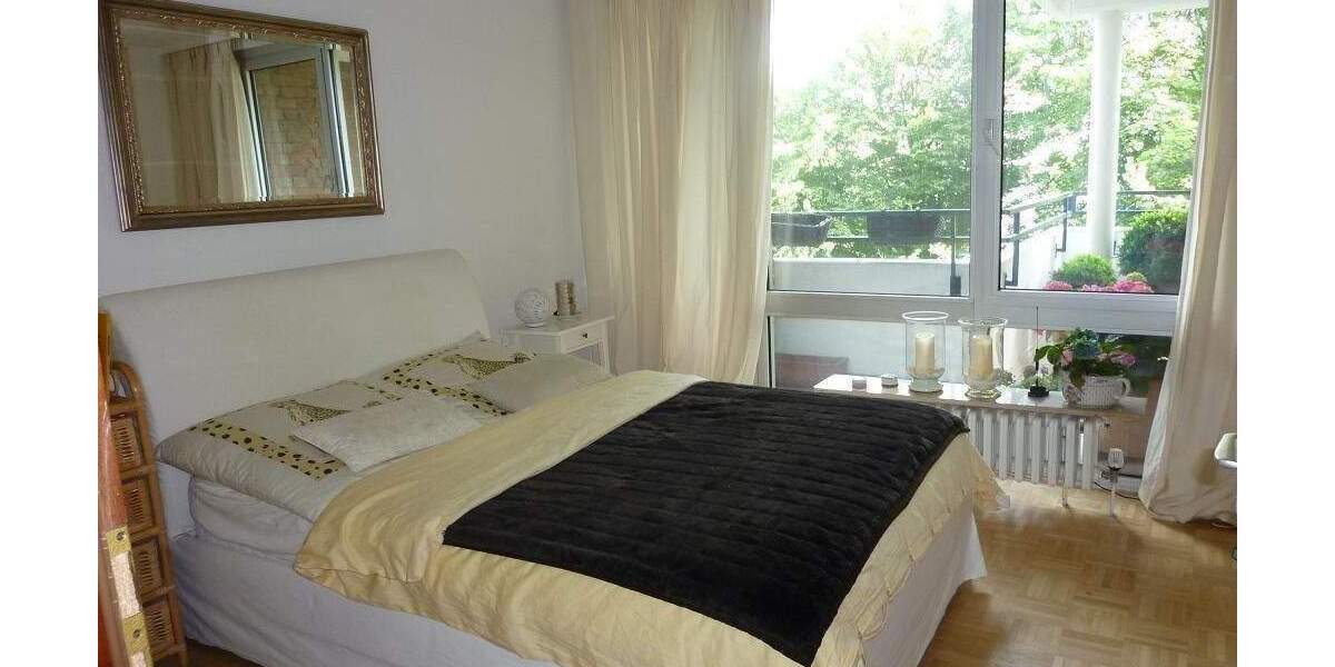 Etagenwohnung Düsseldorf Mörsenbroich - 3 Zimmer, 95 m&sup2;, 380.000&euro; | Angebot:24555901