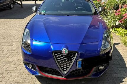 Alfa Romeo Giulietta 26.300 km 23.500 &euro; Mülheim 45472