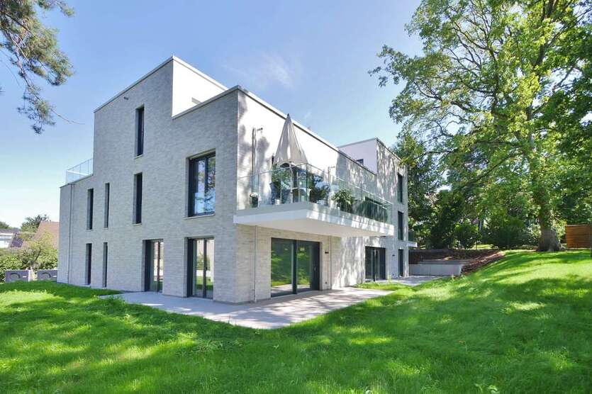 Wohnung zum Mieten in Haan 2.100 € 130 m² 3 zimmer