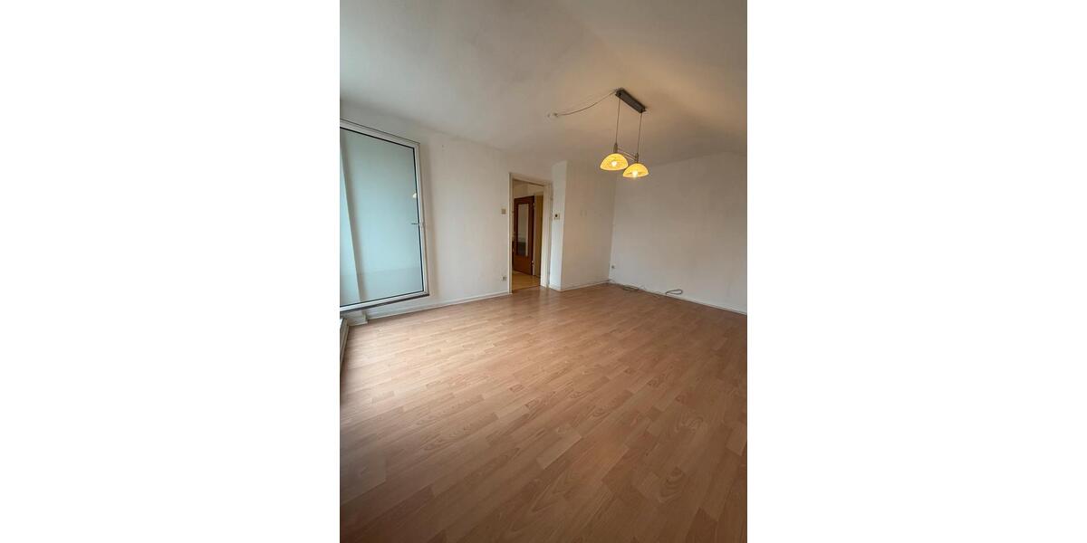 Dachgeschoßwohnung Duisburg Walsum - 1 Zimmer, 58 m&sup2;, 630&euro; | Angebot:26091586