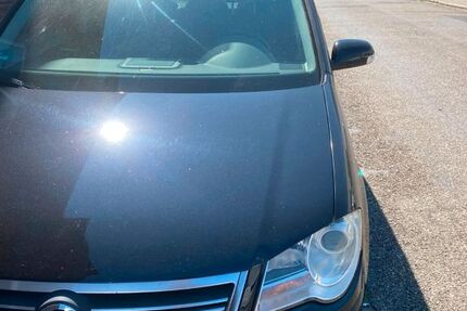 VW Touran 165.000 km 4.700 &euro; Oberhausen, Nordrhein-Westfalen 46049