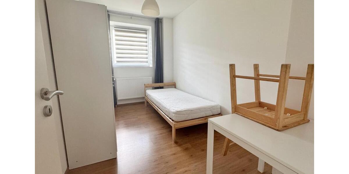 Etagenwohnung Gelsenkirchen Rotthausen - 3.5 Zimmer, 80 m&sup2;, 800&euro; | Angebot:25393004