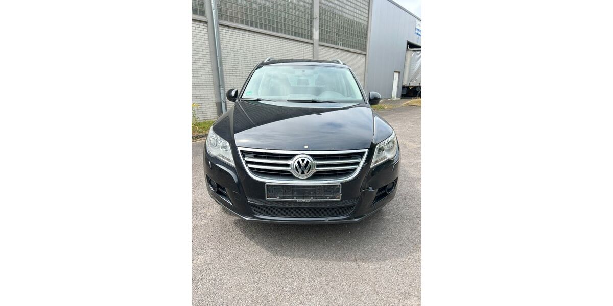 VW Tiguan 282.000 km 2.700 &euro; Duisburg 47239