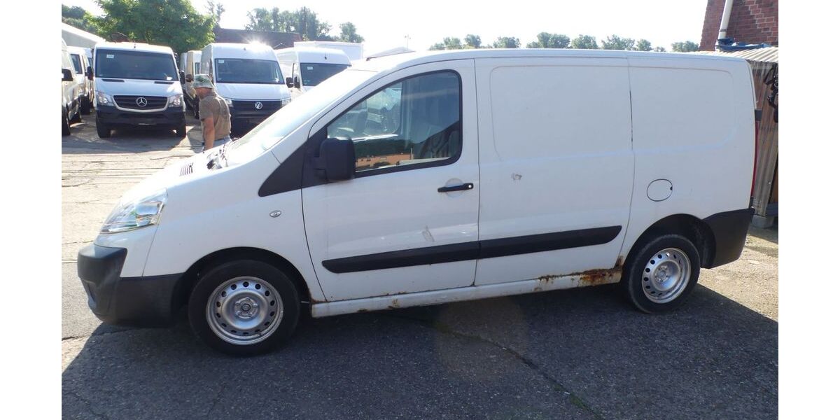 Peugeot Expert 138.105 km 950 &euro; Essen 45309