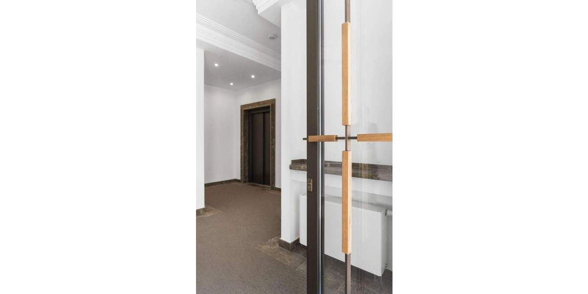 Etagenwohnung Düsseldorf Friedrichstadt - 3 Zimmer, 162 m&sup2;, 2.500&euro; | Angebot:25471854