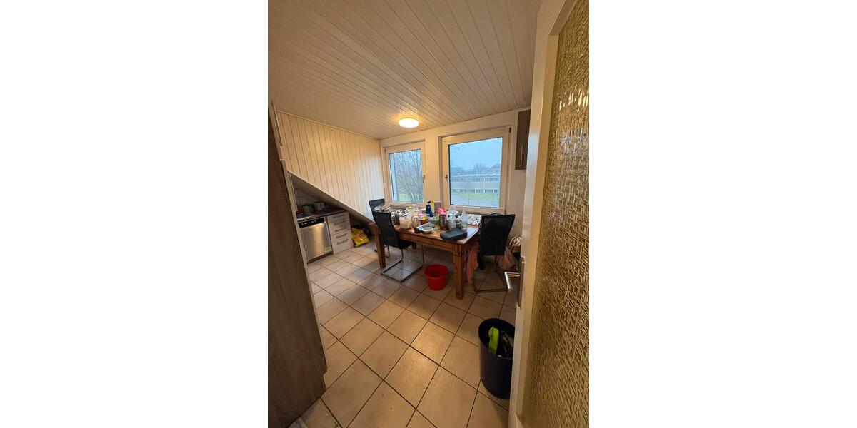 Dachgeschoßwohnung Duisburg Rheinhausen - 2 Zimmer, 69 m&sup2;, 550&euro; | Angebot:24866118