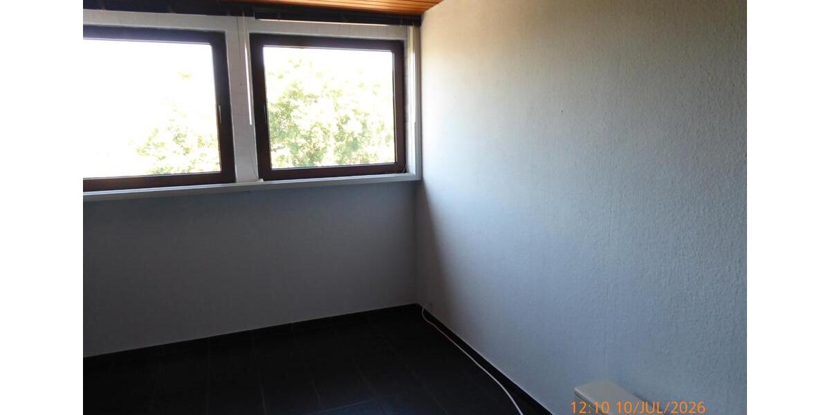 Dachgeschoßwohnung Essen Frillendorf - 2 Zimmer, 61 m&sup2;, 129.000&euro; | Angebot:27157936