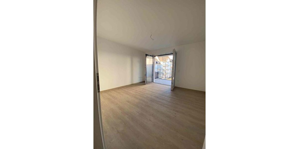 Erdgeschoßwohnung Essen Stadtbezirk VI - 1.5 Zimmer, 70 m&sup2;, 850&euro; | Angebot:26377385
