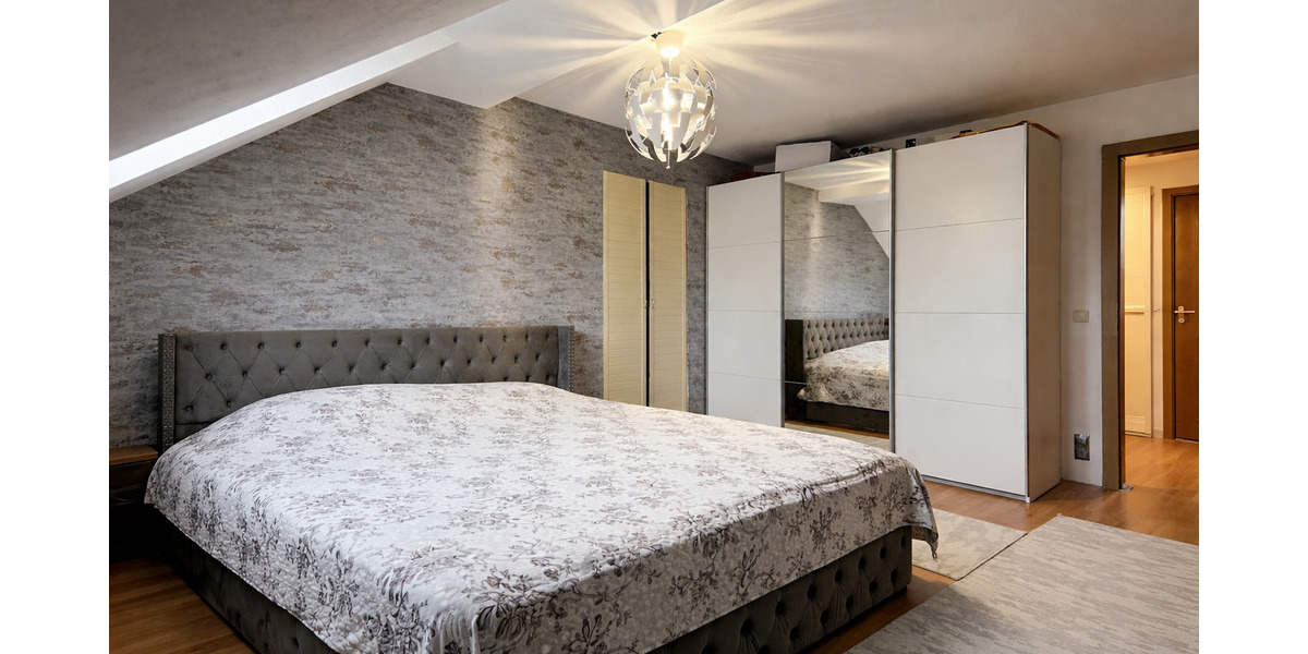 Dachgeschosswohnung in ruhiger Lage von Bulmke-Hüllen 3 zimmer