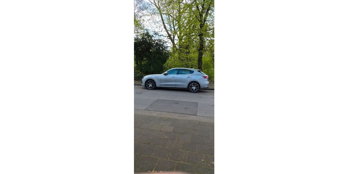 Maserati Levante 96.000 km 29.900 &euro; Meerbusch 40667