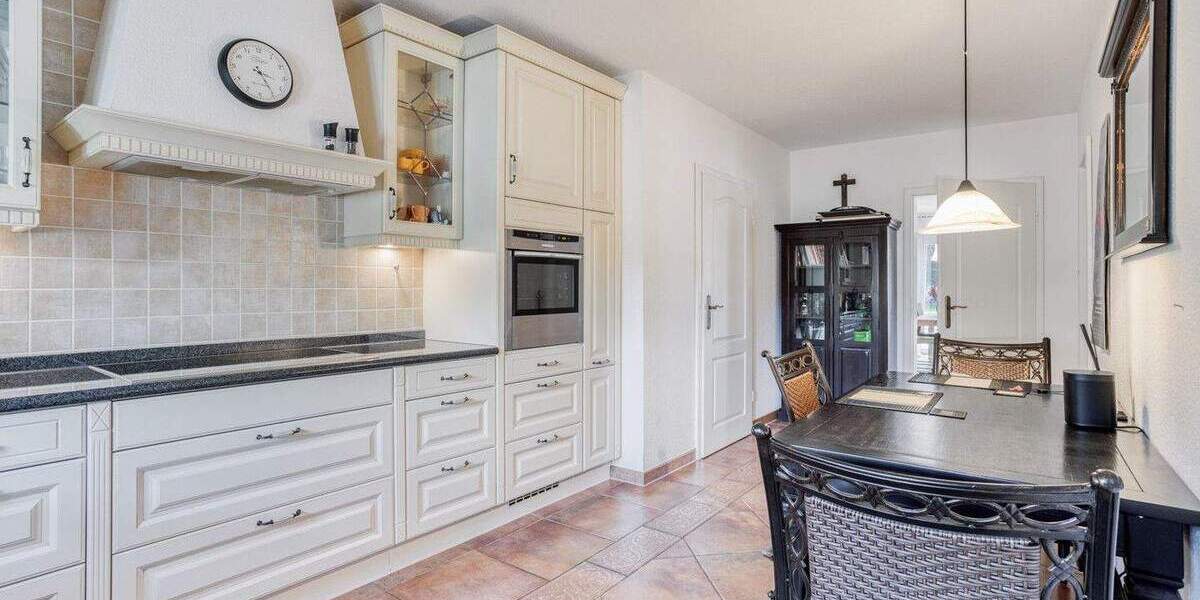 Einfamilienhaus Meerbusch Büderich - 6 Zimmer, 274 m&sup2;, 2.350.000&euro; | Angebot:25389356