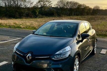 Renault Clio 162.358 km 6.499 &euro; Neukirchen-Vluyn 47506