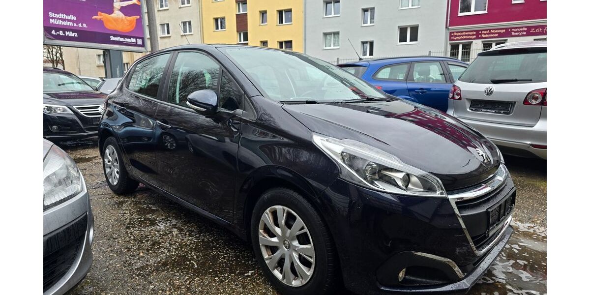 Peugeot 208 91.000 km 6.300 &euro; Essen 45144