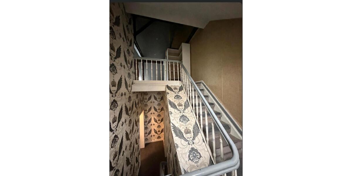 Dachgeschoßwohnung Velbert - 2 Zimmer, 80 m&sup2;, 90.000&euro; | Angebot:27426897