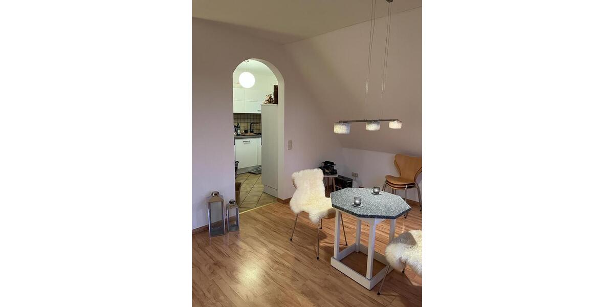 Etagenwohnung Kaarst - 3 Zimmer, 80 m&sup2;, 1.280&euro; | Angebot:26322228