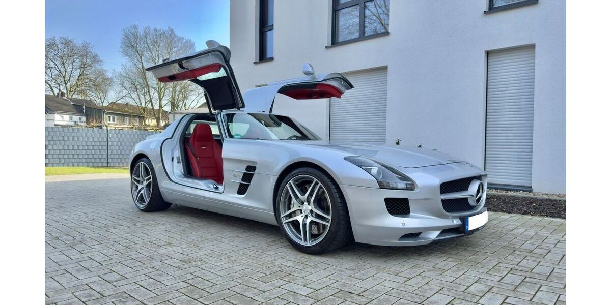 Mercedes-Benz SLS AMG 38.350 km 229.900 &euro; Essen 45130