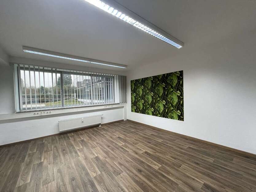 Büro in Meerbusch 2.574 € 234 m² zimmer