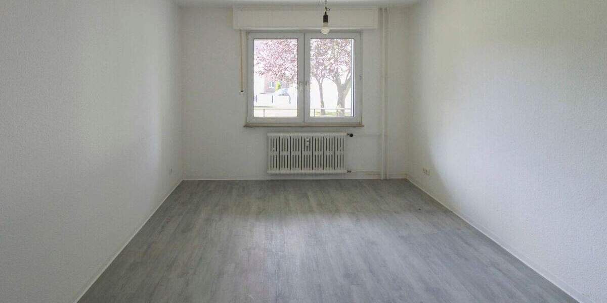 Etagenwohnung Duisburg Wanheim-Angerhausen - 2 Zimmer, 56 m&sup2;, 143.000&euro; | Angebot:25735603