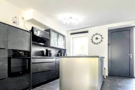 Modernes Reihenmittelhaus mit Garage in ruhiger Sackgassenlage - ein perfektes Zuhause für Familien. 4 zimmer