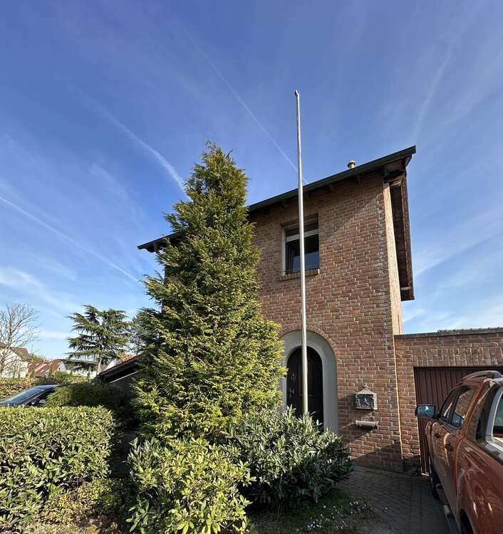 Haus zum Kaufen in Krefeld 539.000 € 120 m²