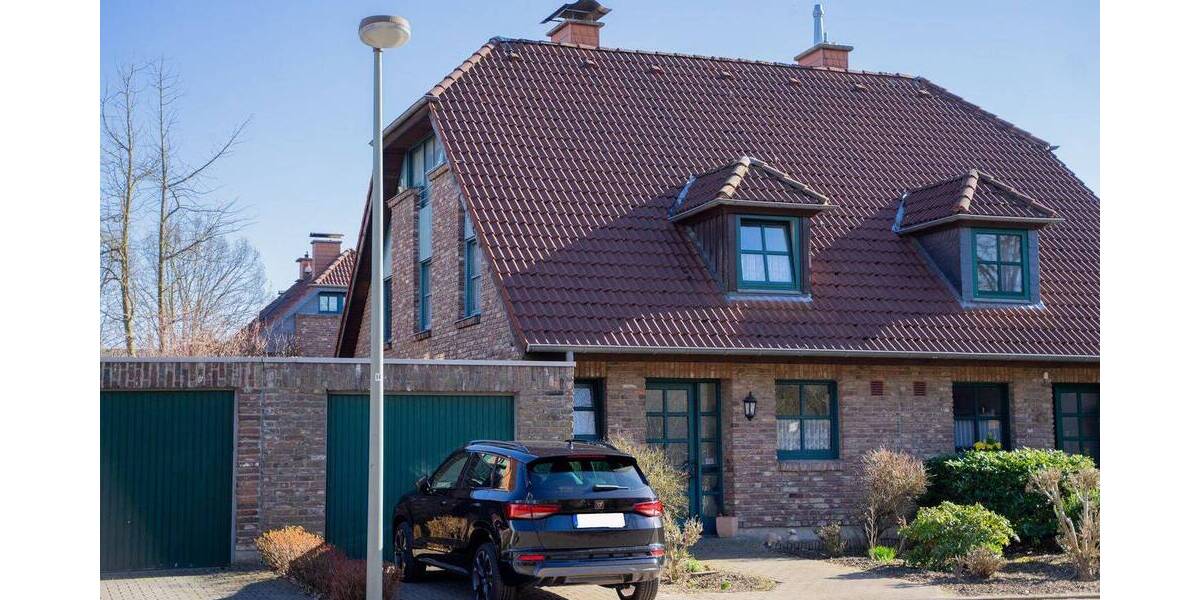 Doppelhaushälfte Krefeld Fischeln - 4 Zimmer, 120 m&sup2;, 349.000&euro; | Angebot:24113922