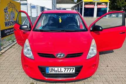 Hyundai i20 123.000 km 2.400 € Essen 45144