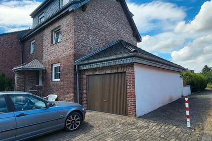 Haus Neukirchen-Vluyn Vluyn - 7 Zimmer, 155 m&sup2;, 550.000&euro; | Angebot:26989354