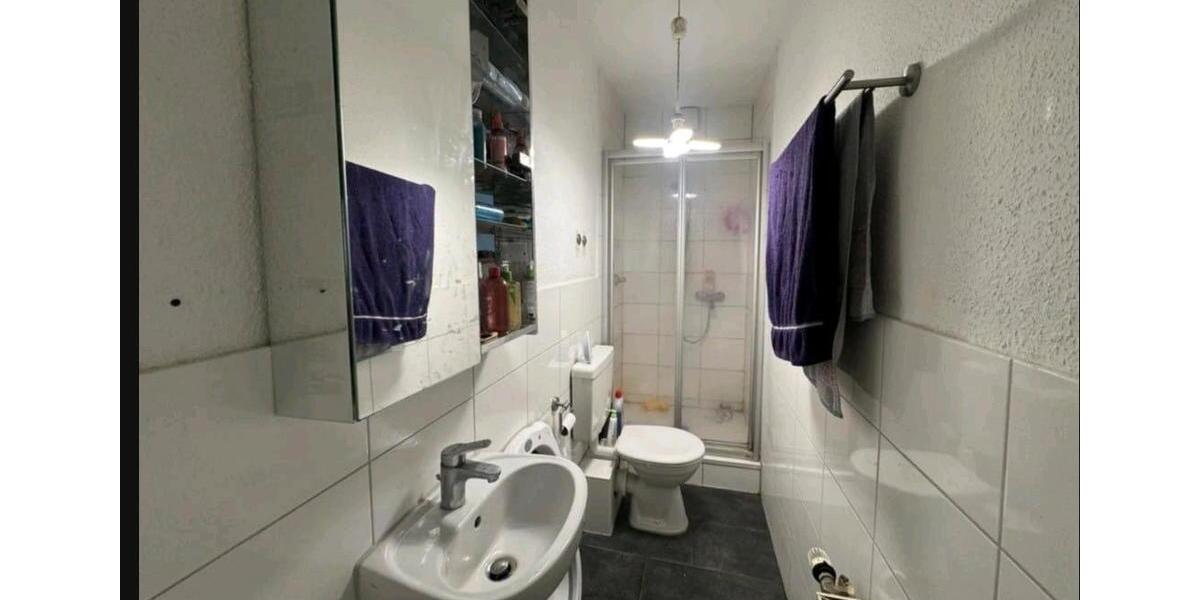 Einfamilienhaus Bochum Bochum-Südwest - 2 Zimmer, 50 m&sup2;, 300&euro; | Angebot:25230049