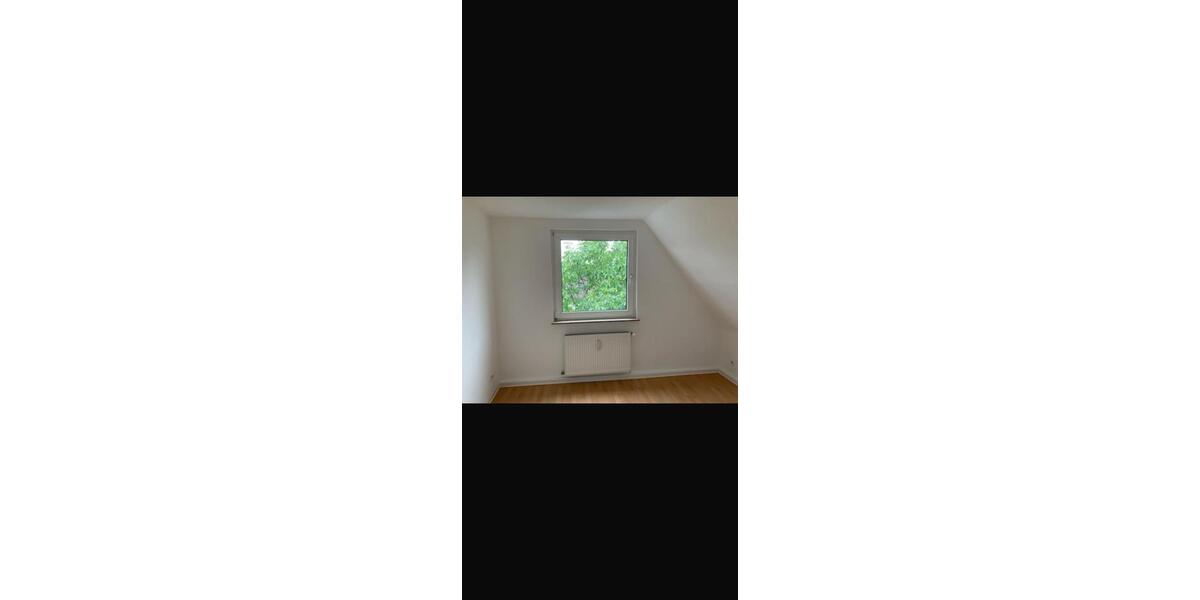 Dachgeschoßwohnung Essen Stadtbezirk VIII - 2 Zimmer, 55 m&sup2;, 606&euro; | Angebot:25612862