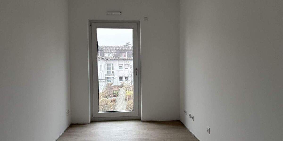Etagenwohnung Krefeld Inrath/Kliedbruch - 3 Zimmer, 77 m&sup2;, 1.150&euro; | Angebot:24846525