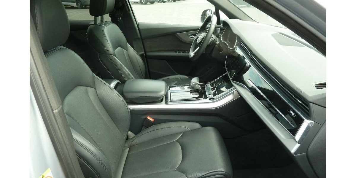 Audi Q7 55e TFSI Quattro Leder Matrix Panorama Air 170.000 km 36.900 € Ratingen 40885