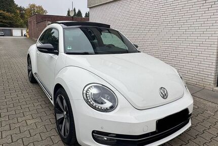 VW Beetle 140.000 km 8.900 € Essen 45143