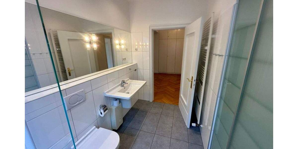 Mehrfamilienhaus, Wohnhaus Krefeld Cracau - 1 Zimmer, 496 m&sup2;, 1.650.000&euro; | Angebot:25266744