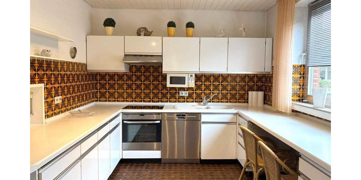 Reihenmittelhaus Moers Schwafheim - 4 Zimmer, 120 m&sup2;, 359.000&euro; | Angebot:25730412