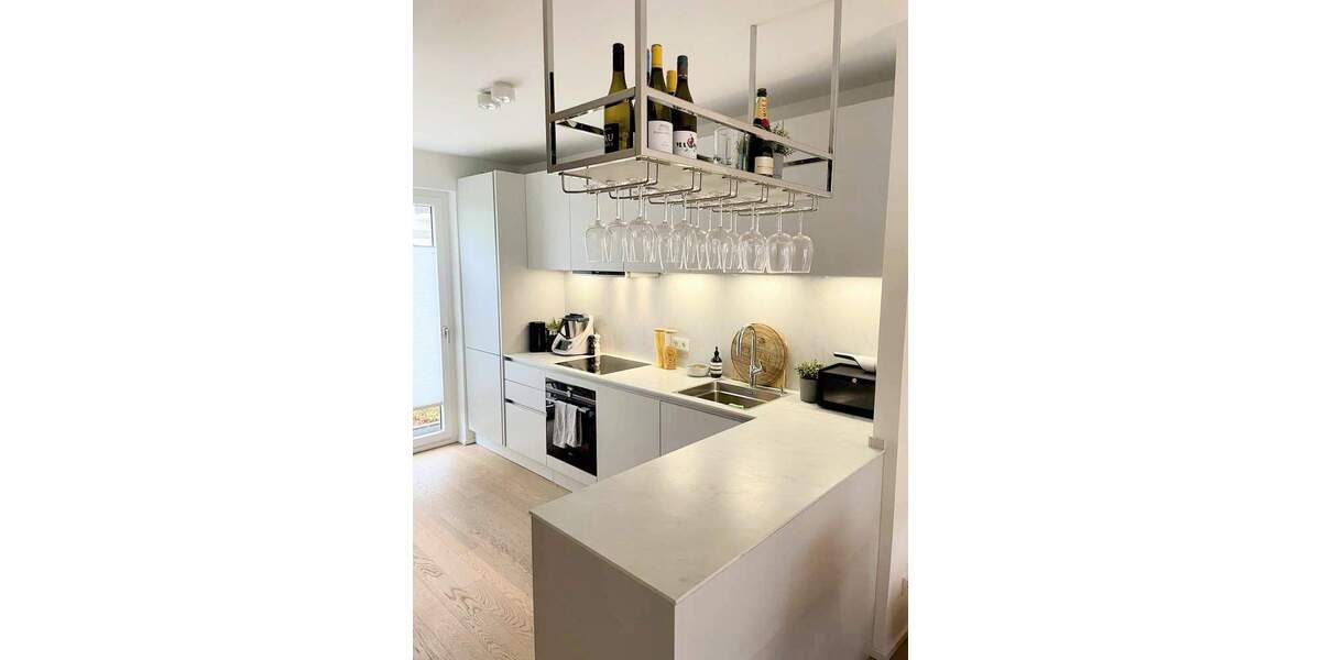 Mehrfamilienhaus, Wohnhaus Düsseldorf Heerdt - 5 Zimmer, 125 m&sup2;, 3.100&euro; | Angebot:25400416