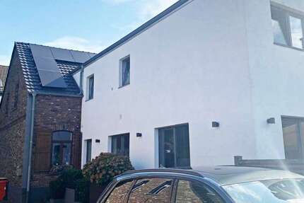 Haus Krefeld / Bockum Bockum - 6 Zimmer, 145 m&sup2;, 695.000&euro; | Angebot:26901765