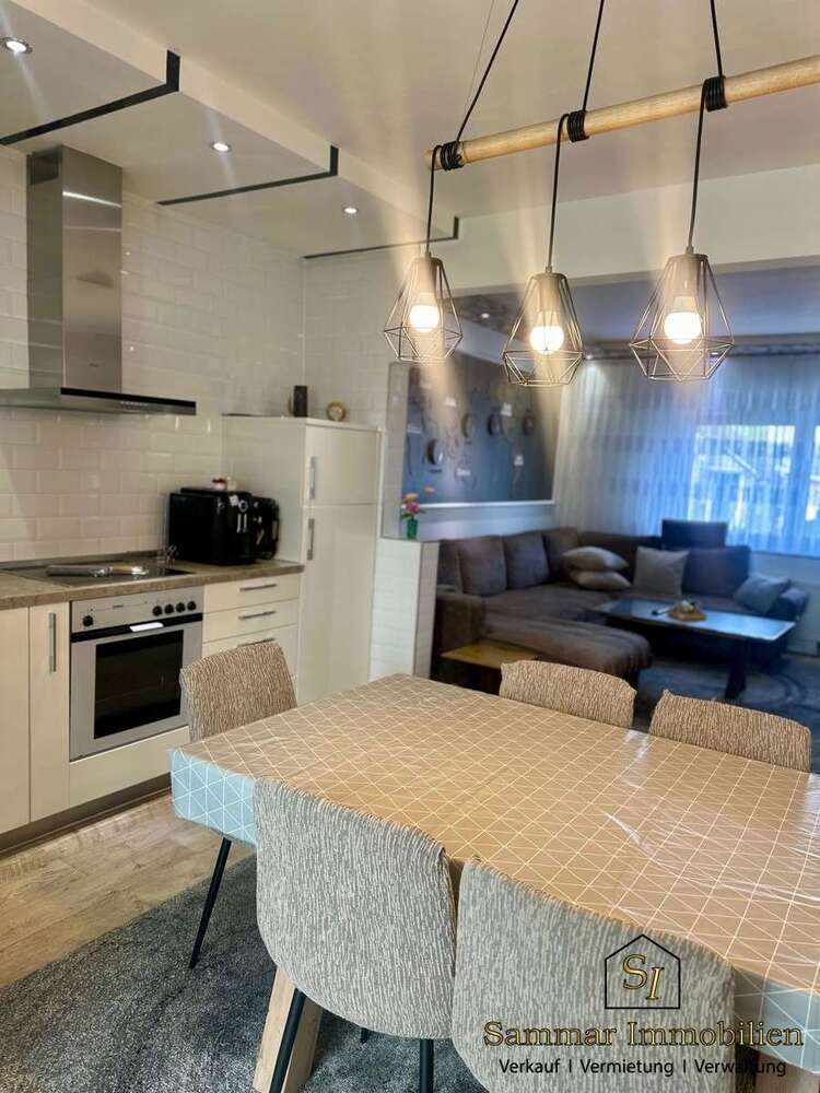 Haus zum Mieten in Düsseldorf 2.500 € 166 m²