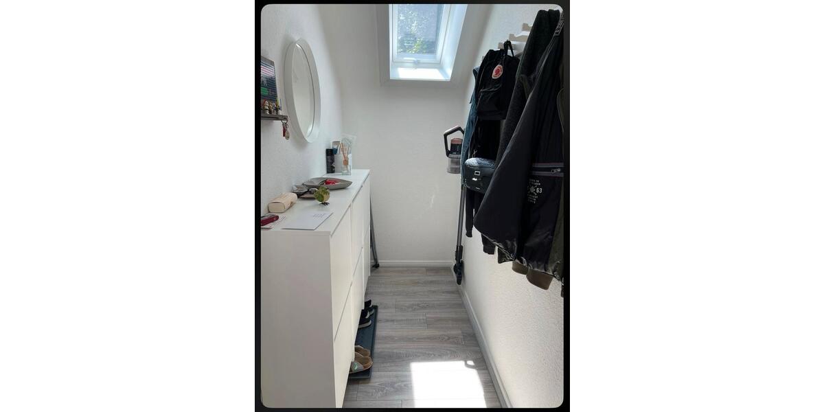 Dachgeschoßwohnung Rheinberg - 2 Zimmer, 40 m&sup2;, 400&euro; | Angebot:25484257
