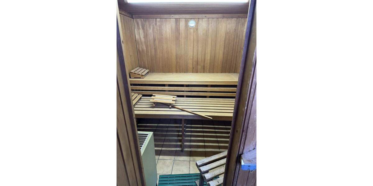 Alles was das Herz begehrt - Freistehendes Ein- Zweifamiliendomizil mit paradiesischem Garten 9 zimmer