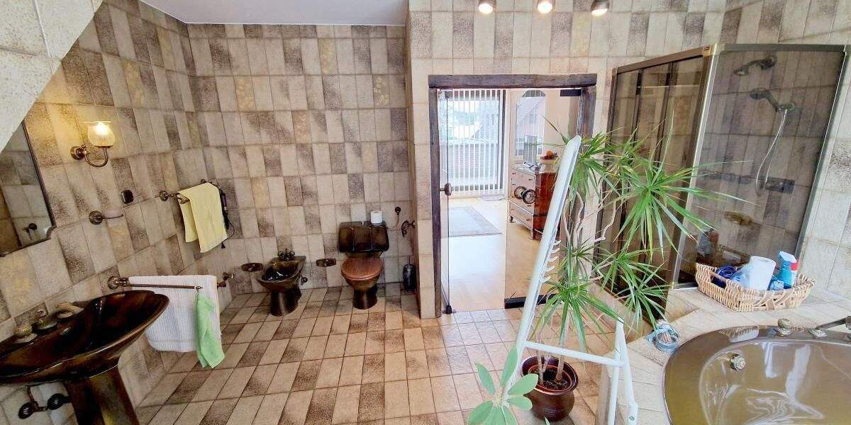 Einfamilienhaus Mülheim Holthausen - 5 Zimmer, 216 m&sup2;, 599.000&euro; | Angebot:25339695