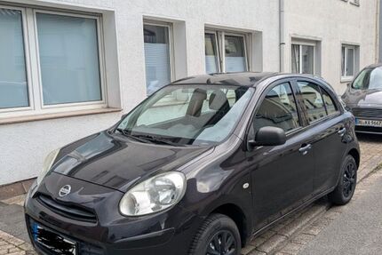 Nissan Micra 111.561 km 2.700 &euro; Duisburg 47198