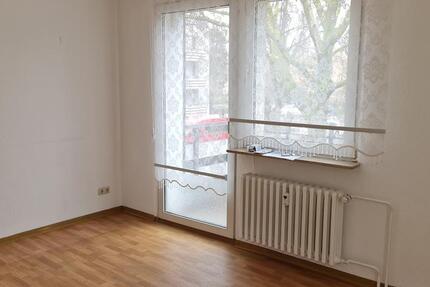 Schöne 4-Zimmer-Wohnung im 1.Obergeschoss zu vermieten! 4 zimmer