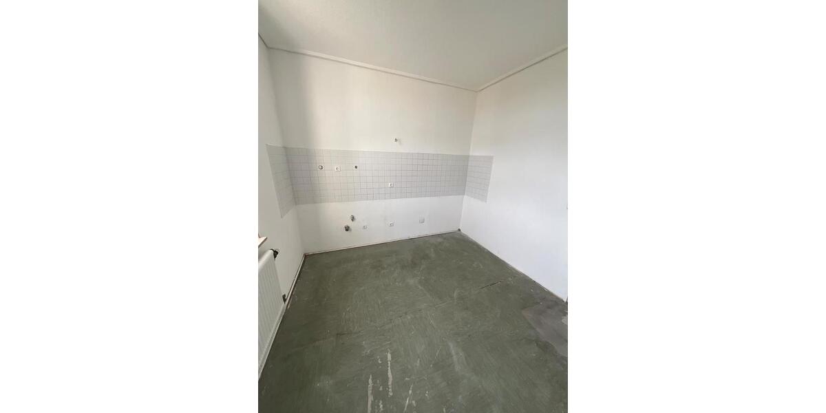 Dachgeschoßwohnung Duisburg Hamborn - 2.5 Zimmer, 55 m&sup2;, 369&euro; | Angebot:24807016