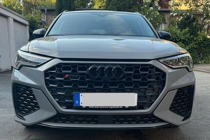 Audi RSQ3