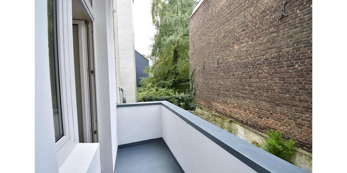 Etagenwohnung Düsseldorf Heerdt - 2 Zimmer, 75 m&sup2;, 1.195&euro; | Angebot:22619460