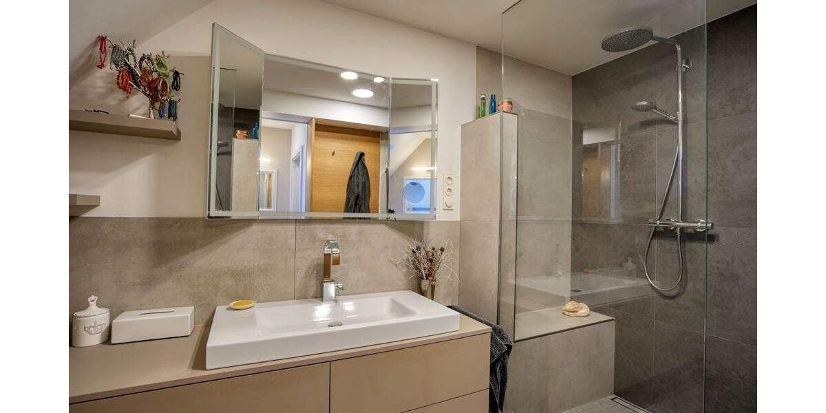 Etagenwohnung Gelsenkirchen Ückendorf - 3 Zimmer, 100 m&sup2;, 389.000&euro; | Angebot:25687041