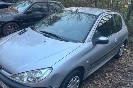 Peugeot 206 153.800 km 1.499 &euro; Düsseldorf 40472