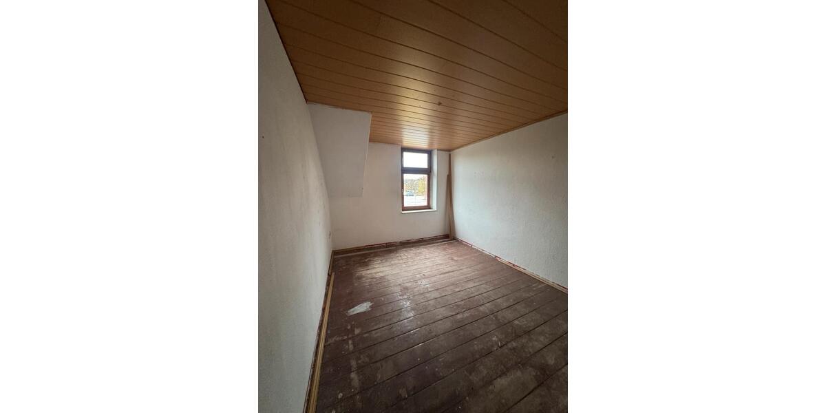 Einfamilienhaus Duisburg Hamborn - 1 Zimmer, 80 m&sup2;, 950&euro; | Angebot:26443104